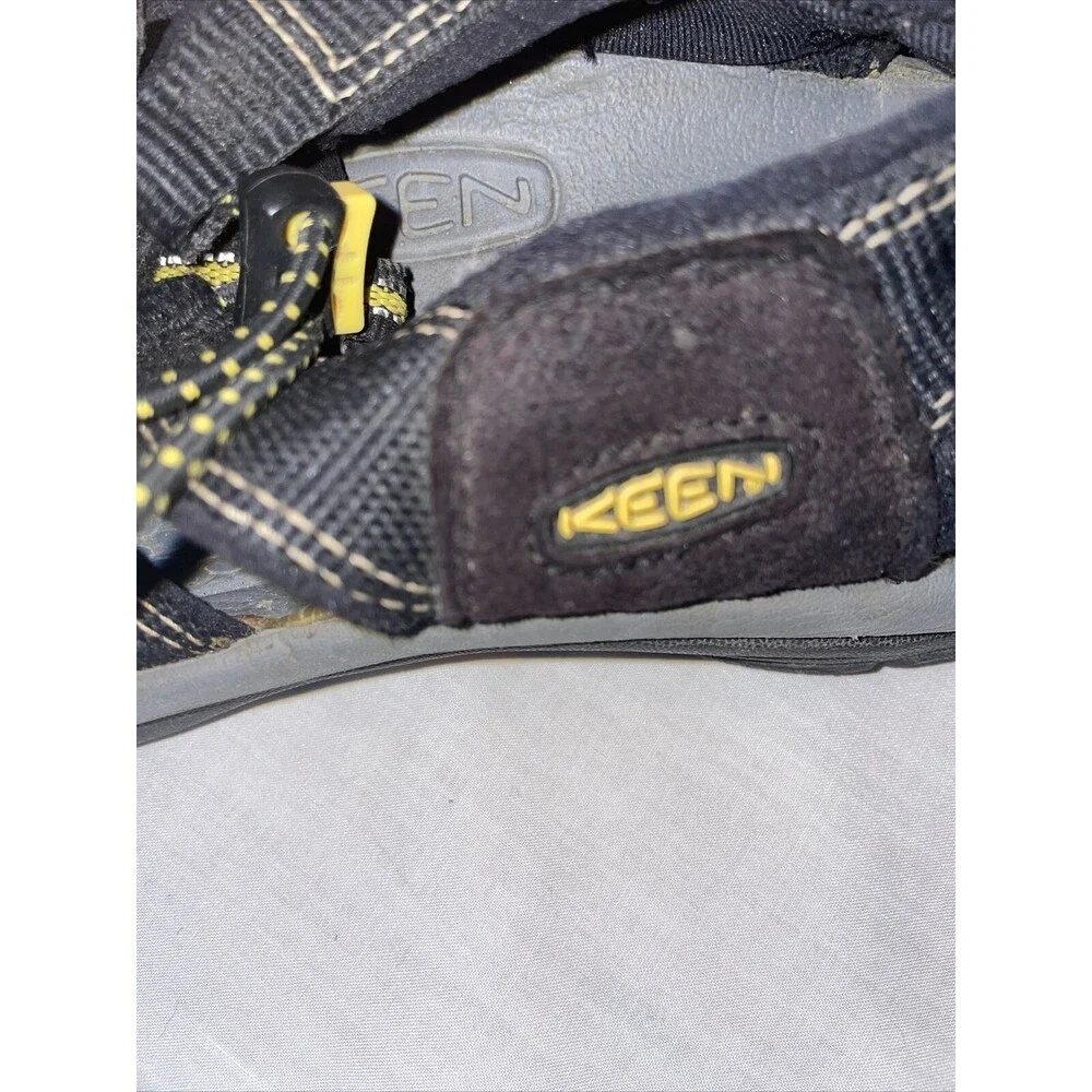Keen River Sandals Men’s Size 10.5 Medium Black Fabric Waterproof Drawstring